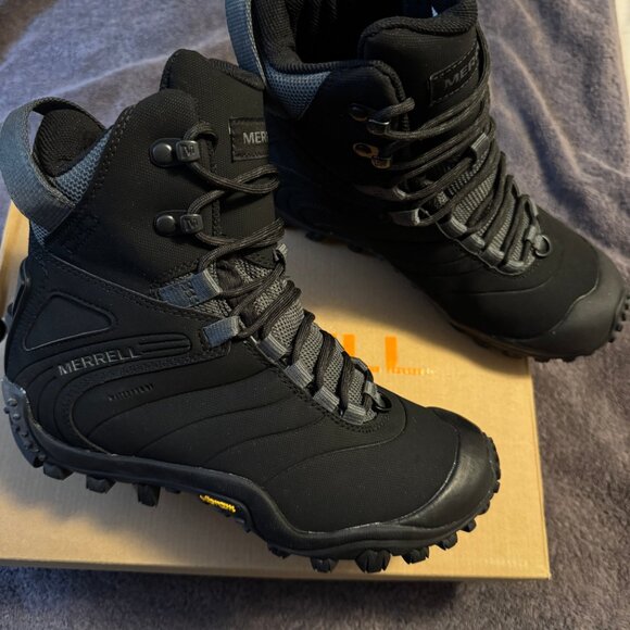 Merrell Women's Chameleon 8 Thermo Tall Hiking Winter Boots, black, size 7.5 - Picture 2 of 4